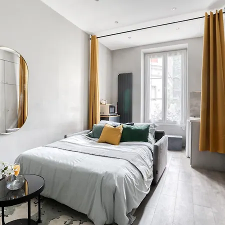 Le Charme Parisien Jo 2024 Parigi